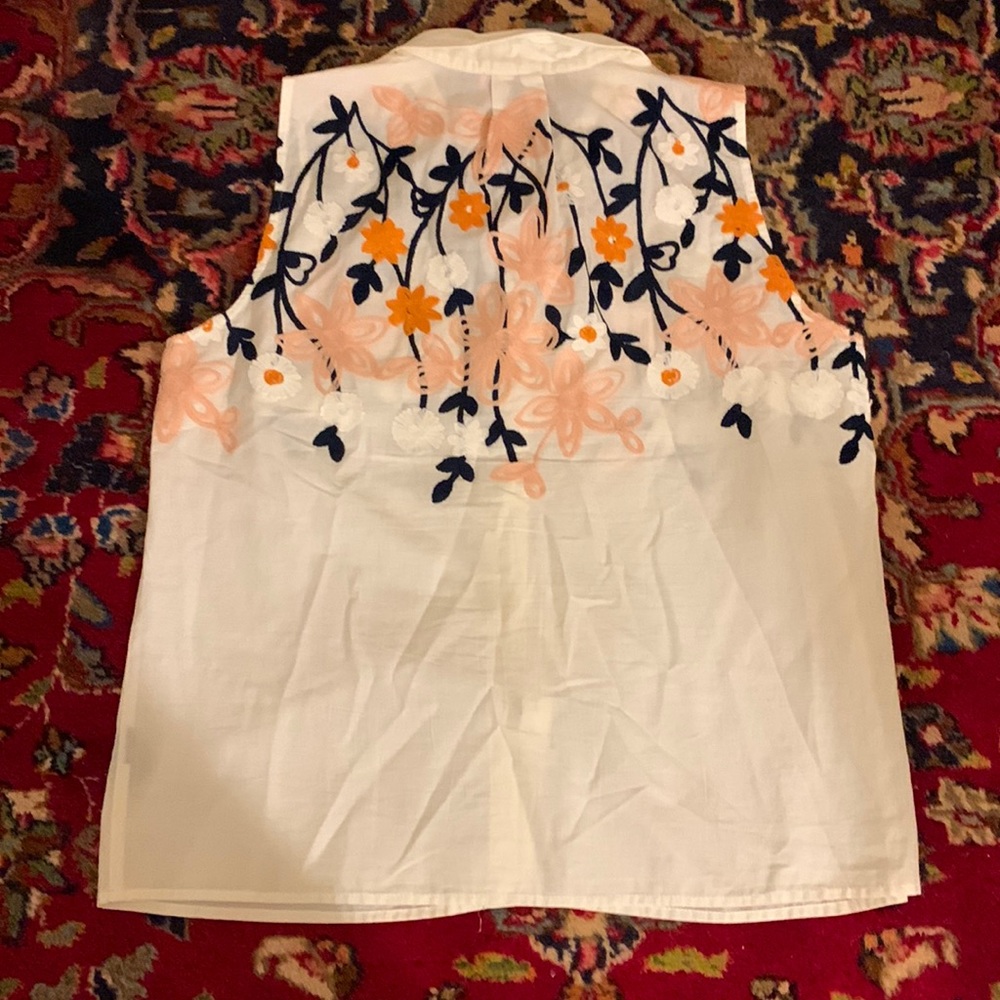”BEAUTIFULLY”EMBROIDERED TOP